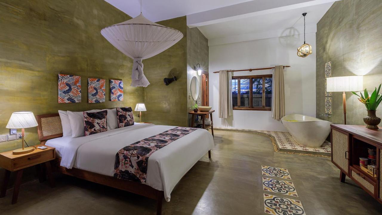 Dontrei Angkor Hotel 4*